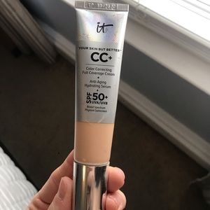 It Cosmetics CC cream